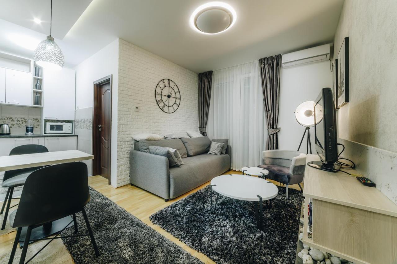 Urban Lux Apartmani Kragujevac Exterior foto