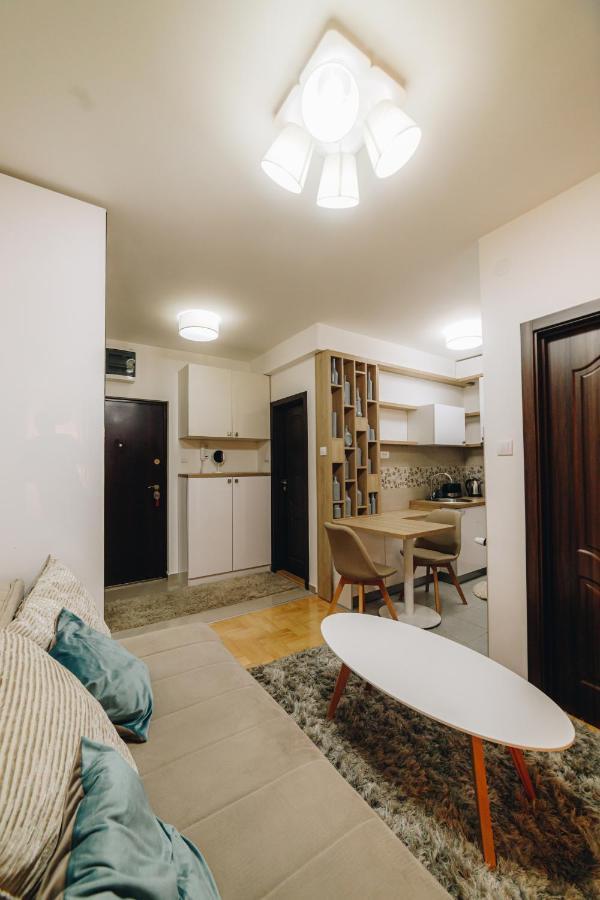Urban Lux Apartmani Kragujevac Exterior foto
