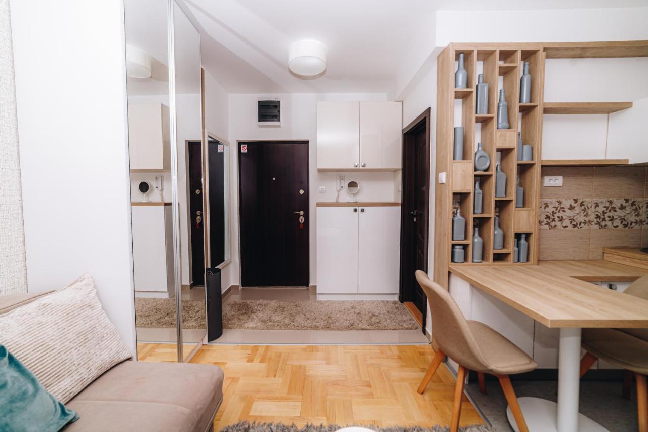 Urban Lux Apartmani Kragujevac Exterior foto